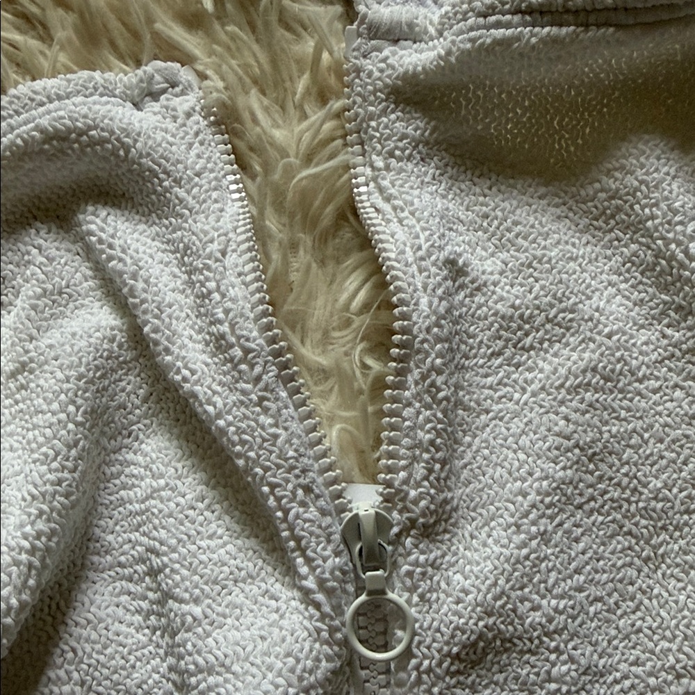 Hunza G White One-Piece Swimsuit - Picture 7 of 14
